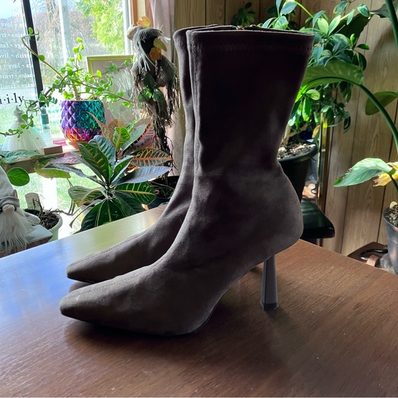 Zara Brown Sock-Style Suede Stiletto Ankle Boots Women’s Size 6 - Picture 5 of 13